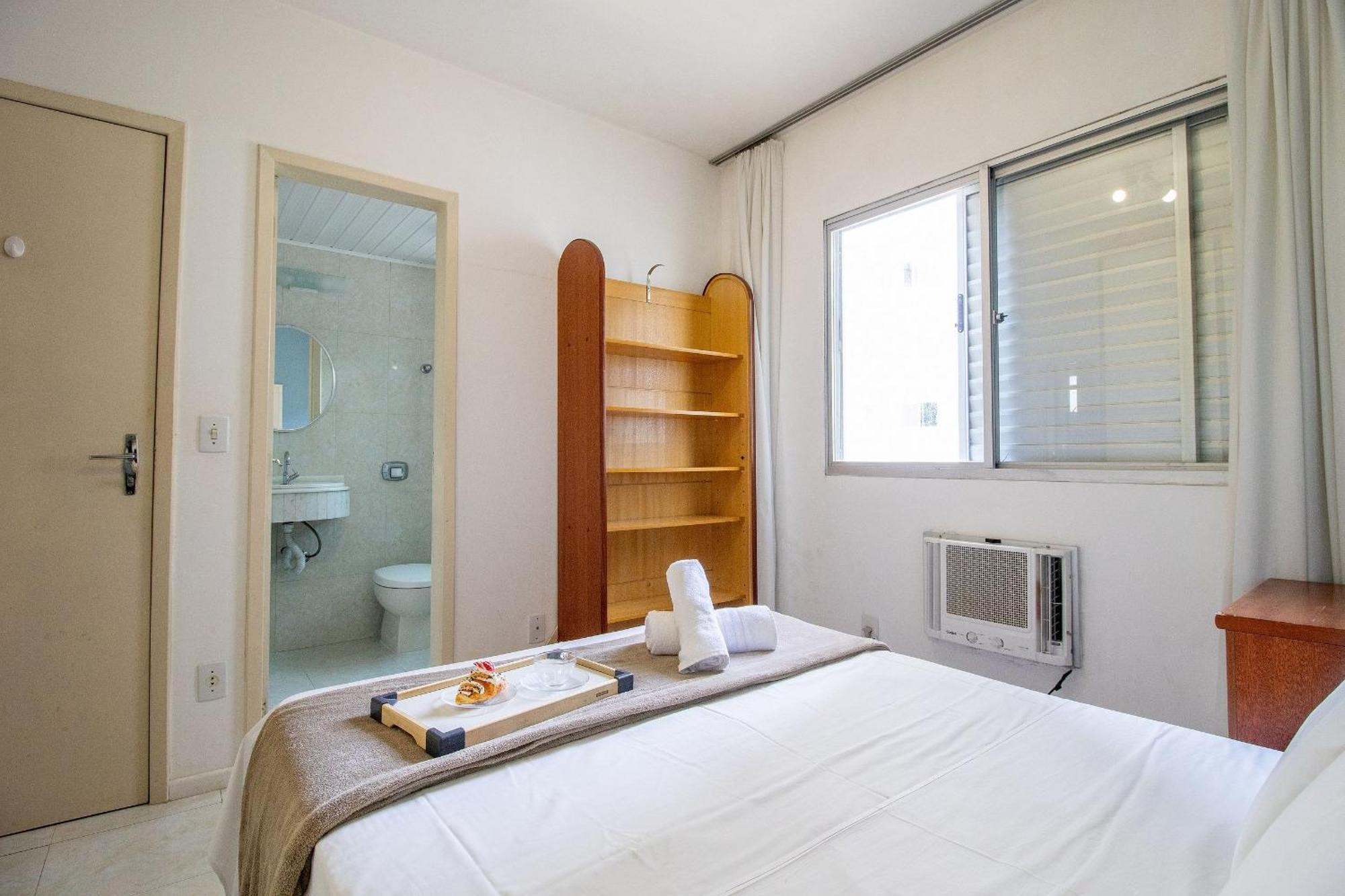 Nvr62b - Quadra Mar, Sacada, 2 Dorm, Climatizado Apartamento